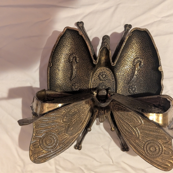 Vintage Brass Butterfly Trinket Box - Picture 6 of 7